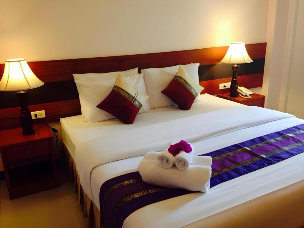 Sirimathani Hotel Лоеи Екстериор снимка