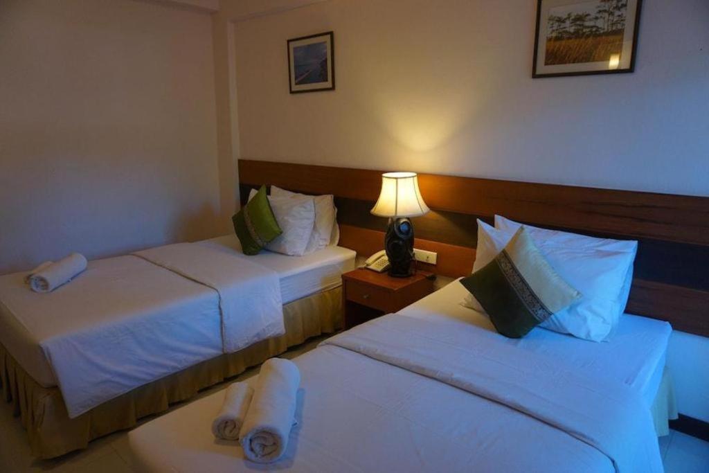 Sirimathani Hotel Лоеи Екстериор снимка