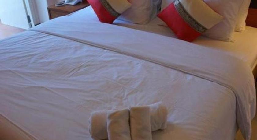 Sirimathani Hotel Лоеи Екстериор снимка